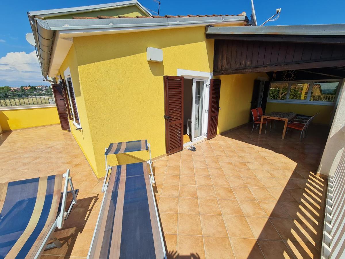 Apartments Kuca Sunce ボドニャン エクステリア 写真