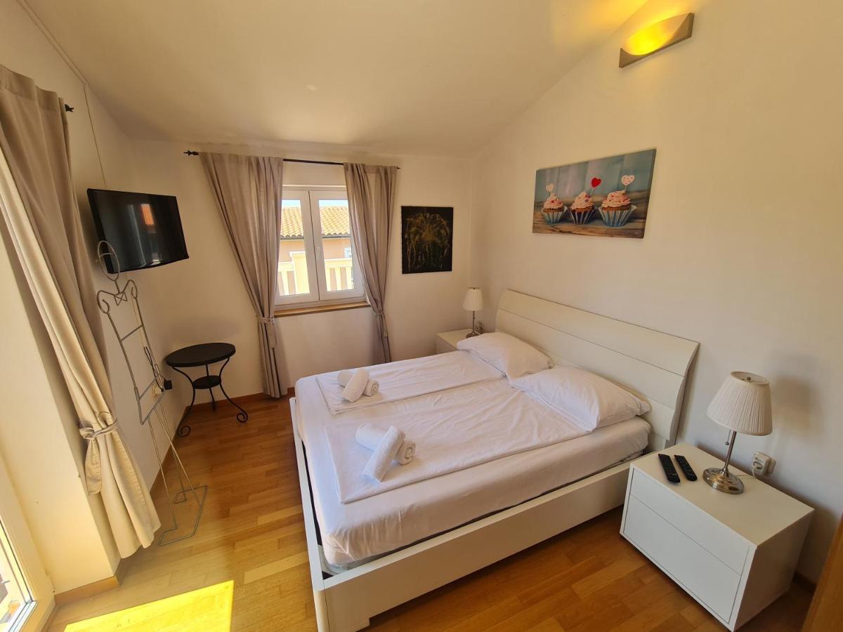 Apartments Kuca Sunce ボドニャン エクステリア 写真